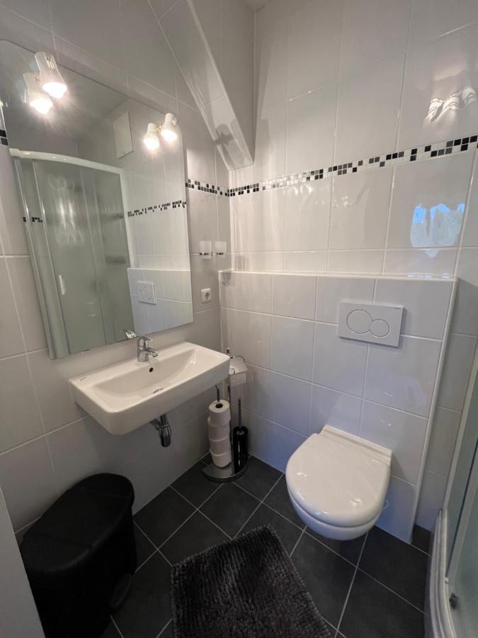 Privatzimmer Familie Pair/Schmoll Spital am Semmering Kamer foto